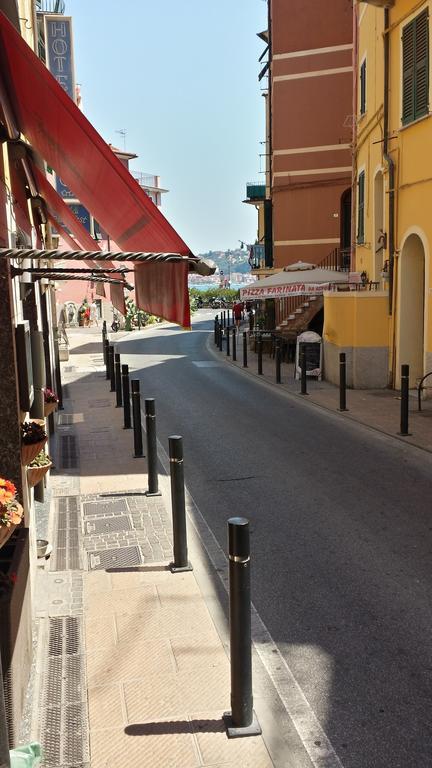Locanda Del Sole Nero San Terenzo Exterior photo