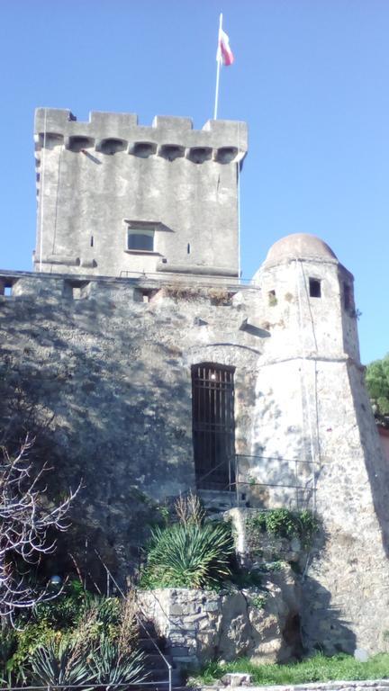 Locanda Del Sole Nero San Terenzo Exterior photo